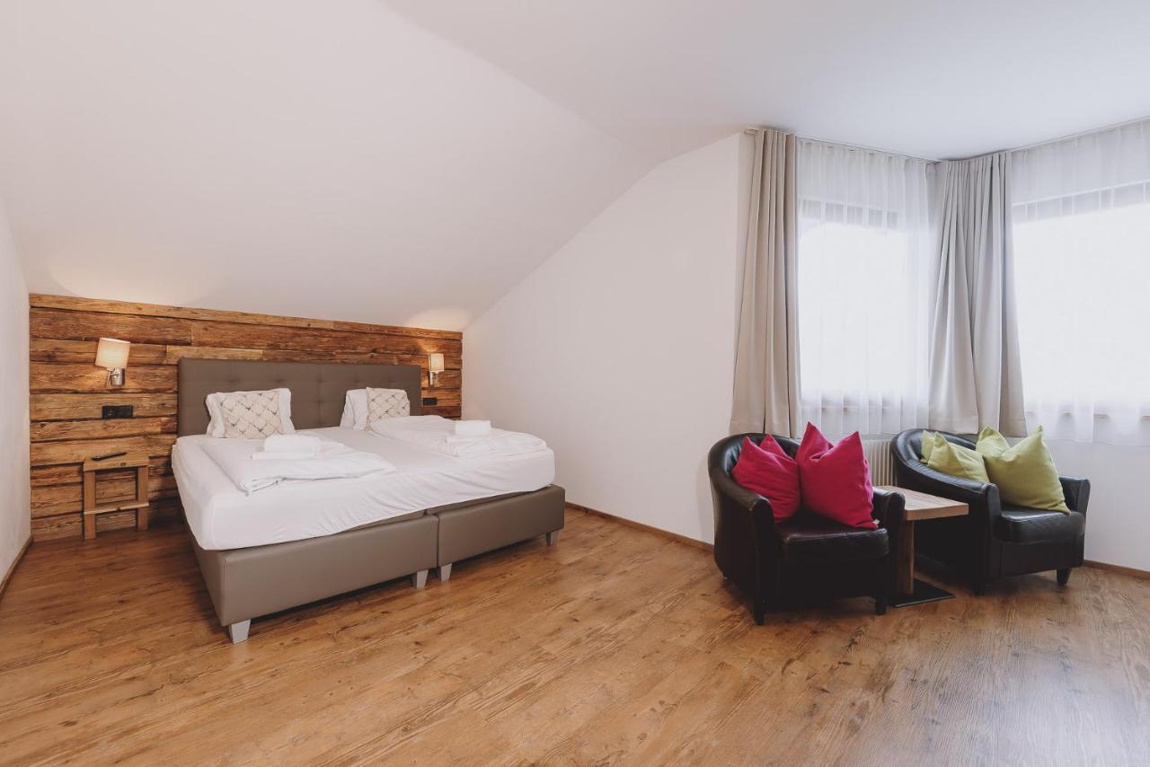 צל-אם-זי Chalet Badia By We Rent, Summercard Included מראה חיצוני תמונה